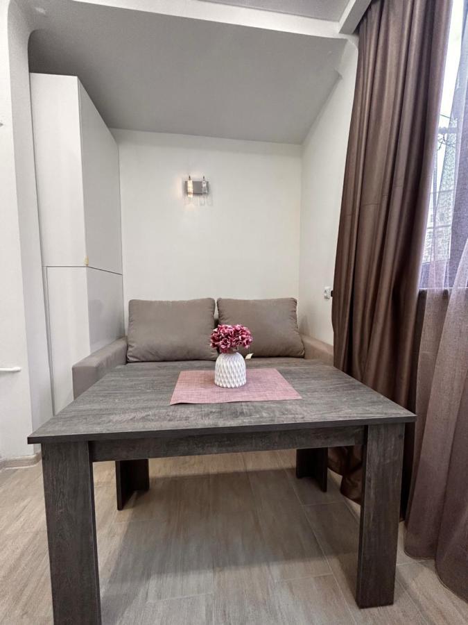 Art Apart 4 Yerevan Ngoại thất bức ảnh